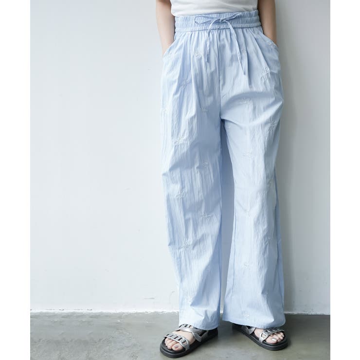 サックス | リボン刺繍ワッシャー加工イージーパンツ ロング丈 ボトムス | mili an deni