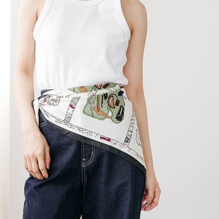 レトロ柄トライアングルストール シルクタッチ 大きめ | mili an deni | 詳細画像7 