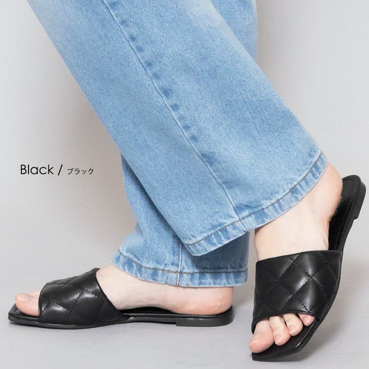 ブラック