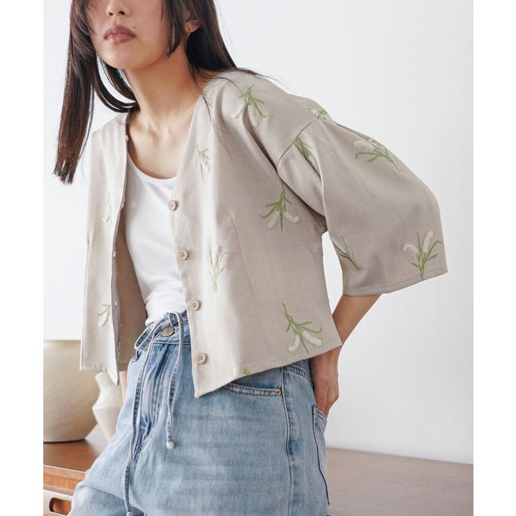 ベージュ | スズラン刺繍 6分袖ジャケット レディース | mili an deni