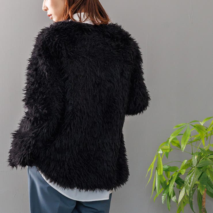 エステルボアミドル丈カーディガン ファー ノーカラー | mili an deni | 詳細画像17 