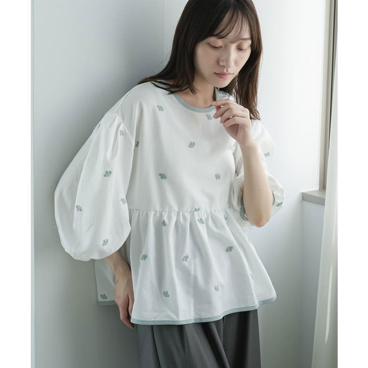 オフホワイト | 花柄刺繍 パイピングブラウス レディース | mili an deni