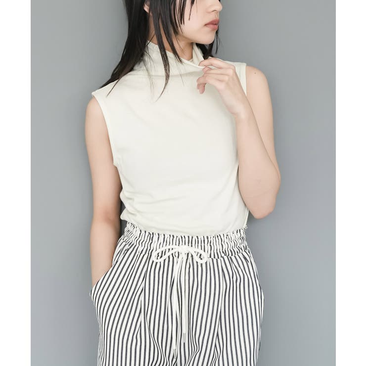 VIVIENNE TAM タートルネック ノースリーブ VIVIENNE TAM タートルネック ノースリーブ