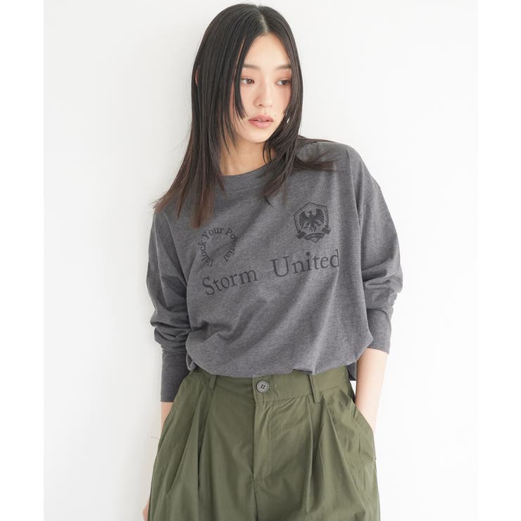 チャコール | スポーティロゴロンT 前面プリント ユニフォーム風 | mili an deni