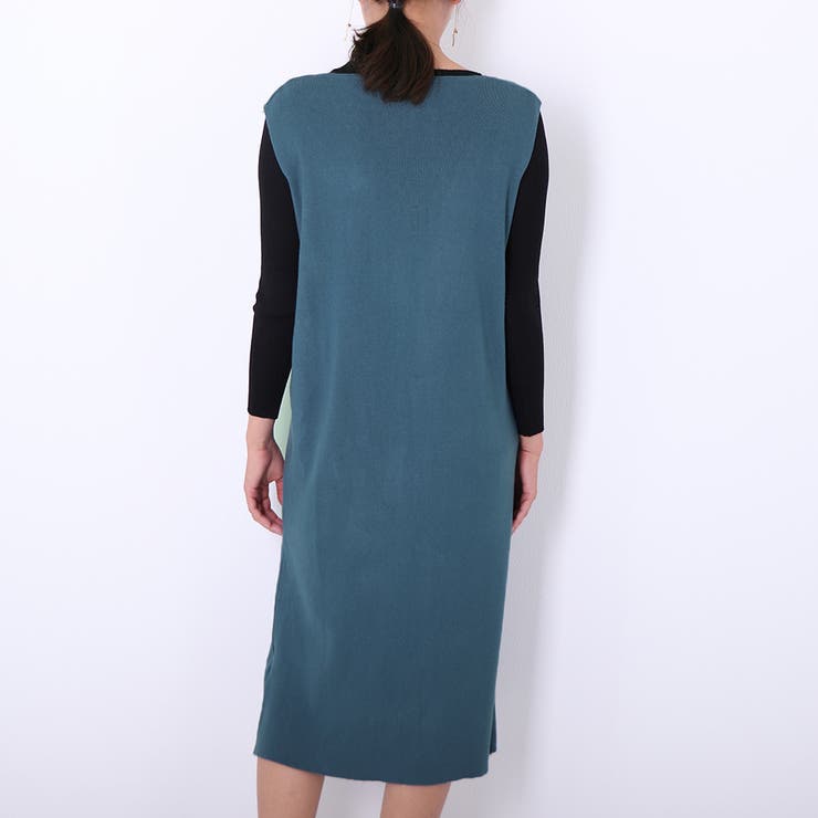 【新品未使用】MONNALISA♡ワンピース♡140cm〜150cm デコルテデザインミニワンピース[品番：MKSW0054234]｜RESEXXY