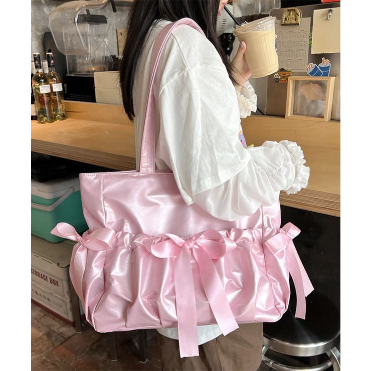 ピンク