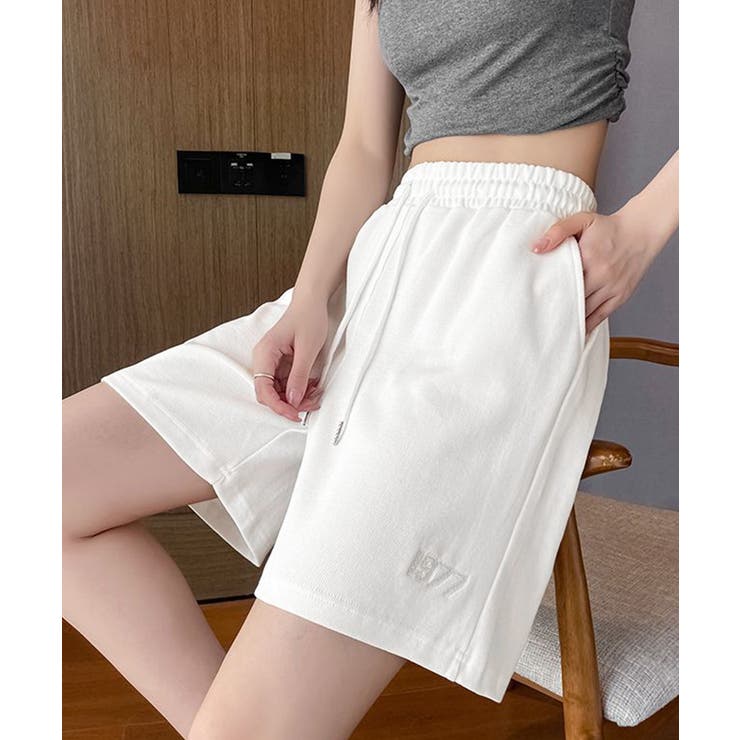 [GLOWNY] G BUTTON FLY パンツ★新作・25SS★★韓国★関税込み★ GLOWNY(グロウニー) パンツ(レディース) - 海外通販のBUYMA