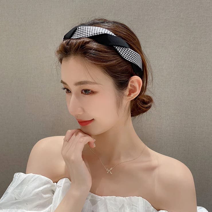 ブラック | ツイストカチューシャ 韓国風 ヘアアクセ | SUNSHINE CLOSET