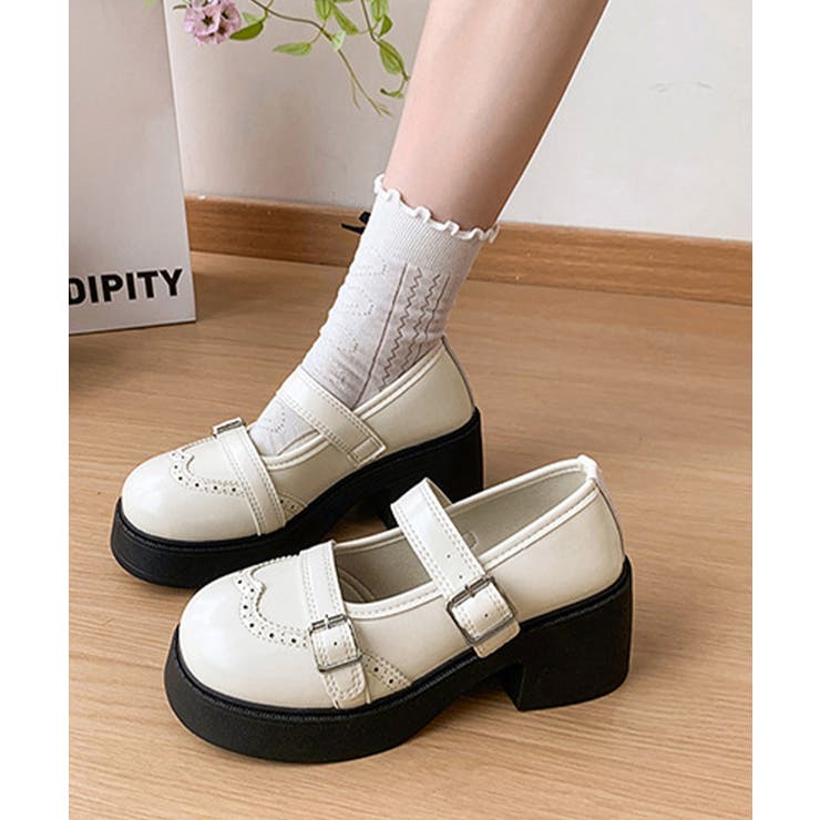 アイボリー | クラシカルストラップローファー バレエコアガーリーシューズ量産型 韓国風美脚見え… | SUNSHINE CLOSET