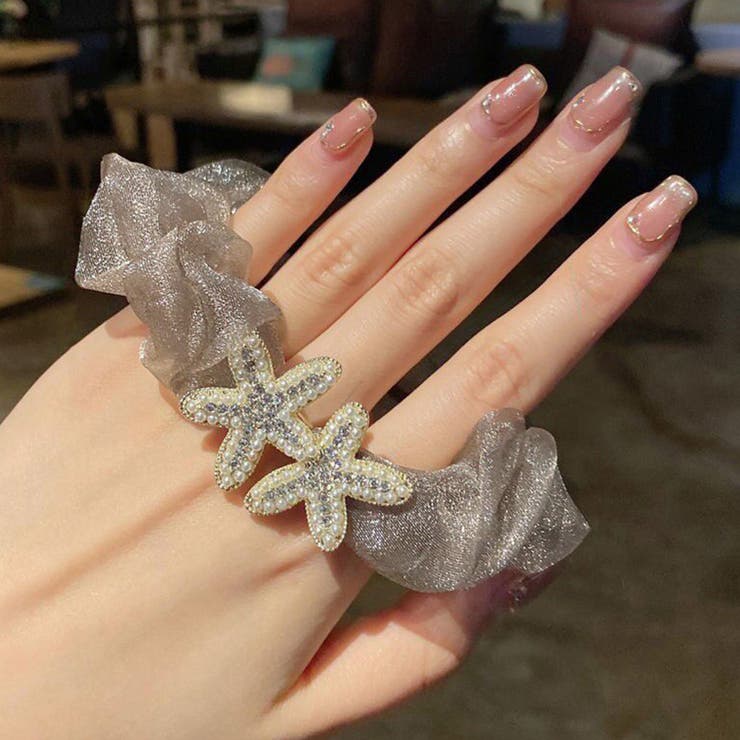 キラキラシュシュ ヘアゴム 大人可愛い[品番：II000009894