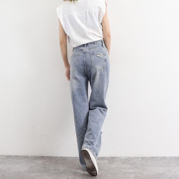 夏のファッション性はゆったりとしていて痩せているデニムパンツ