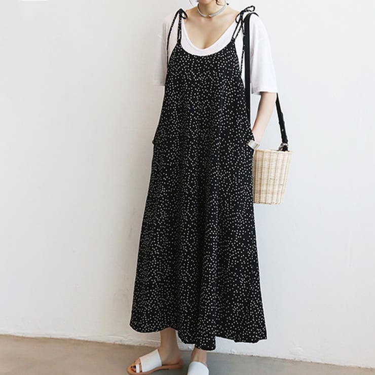 未使用級✨エリザベッタフランキ　 ドット柄　オールインワン　セクシー　金ボタン 未使用級✨エリザベッタフランキ ドット柄 オールインワン