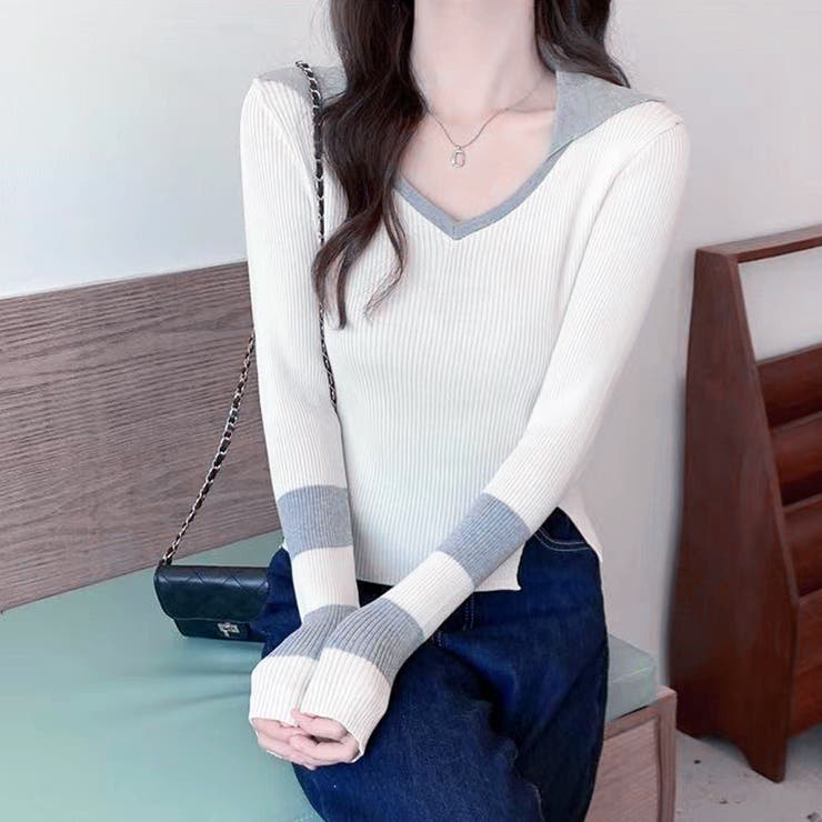 ホワイト | ニットトップス Vネック スリット入り | Miniministore