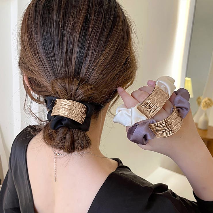 プレート付きシュシュ 大人っぽいヘアゴム | Miniministore | 詳細画像1 
