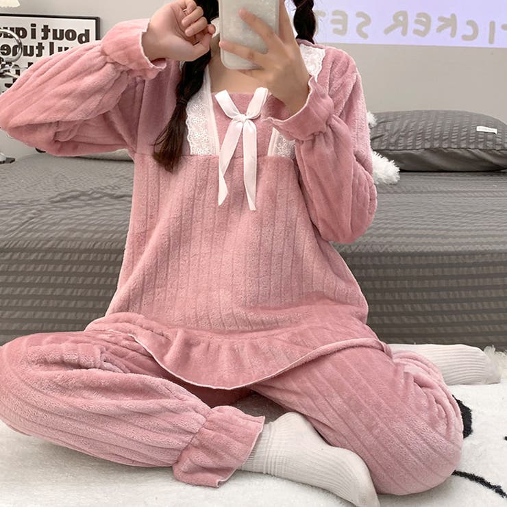 くすみピンク