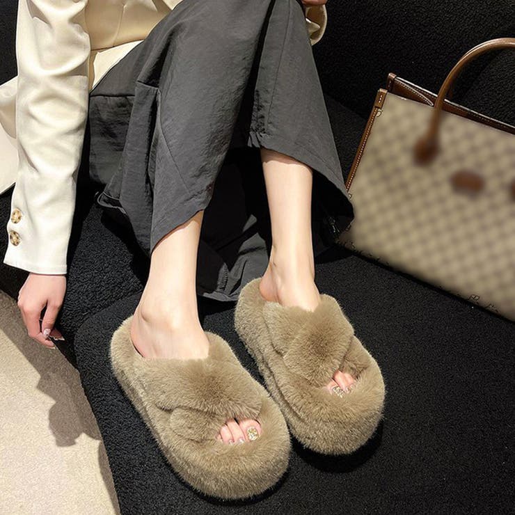 ライトブラウン | ファーサンダル 厚底 韓国ファースリッパ | Miniministore