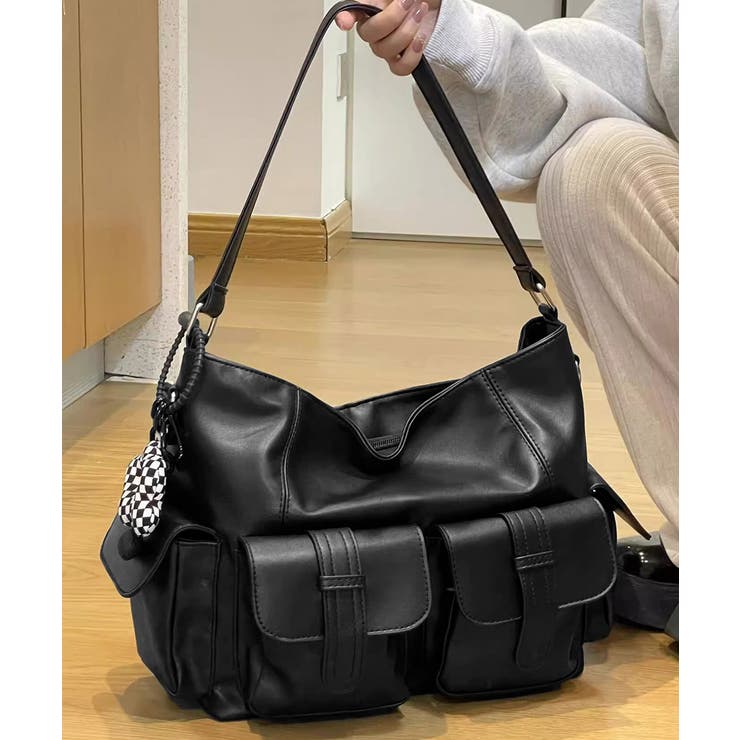 マルチポケットショルダーバッグ 斜めがけ[品番：II000012138