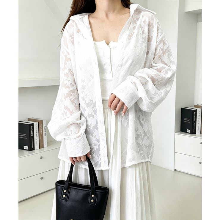 ホワイト | 花柄ジャガードフラワー 透け感トップス 長袖羽織り | SUNSHINE CLOSET