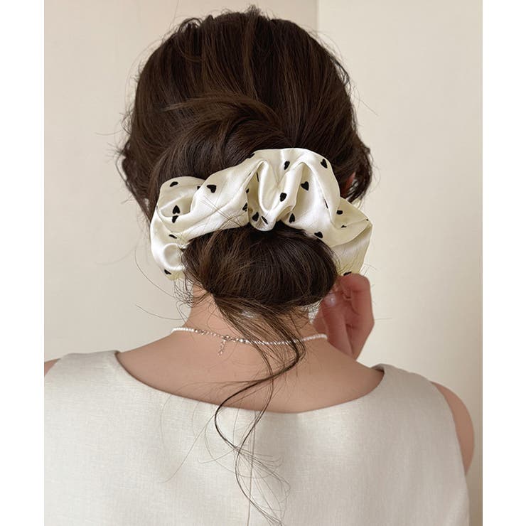 アイボリー | 甘めヘアアクセサリー大人可愛い フェミニンヘアゴムきれいめポニーテールゴムお呼ば… | SUNSHINE CLOSET