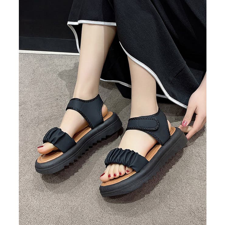 厚底 スポーツサンダル 美脚 夏靴韓国風[品番：AGCW0005421