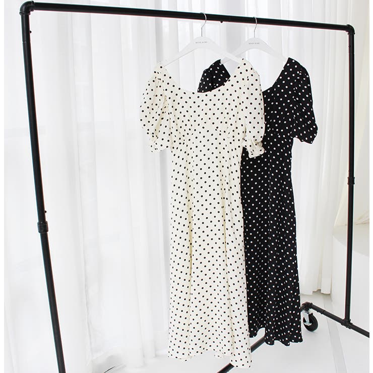 ★決算特価商品★ パフショルダ―ドットワンピース[品番：MDRW0004195]｜MODE ROBE ワンピース