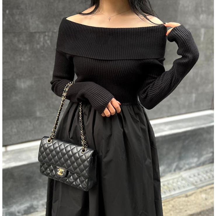 ブラック | オフショルニットドッキングワンピース | MODE ROBE