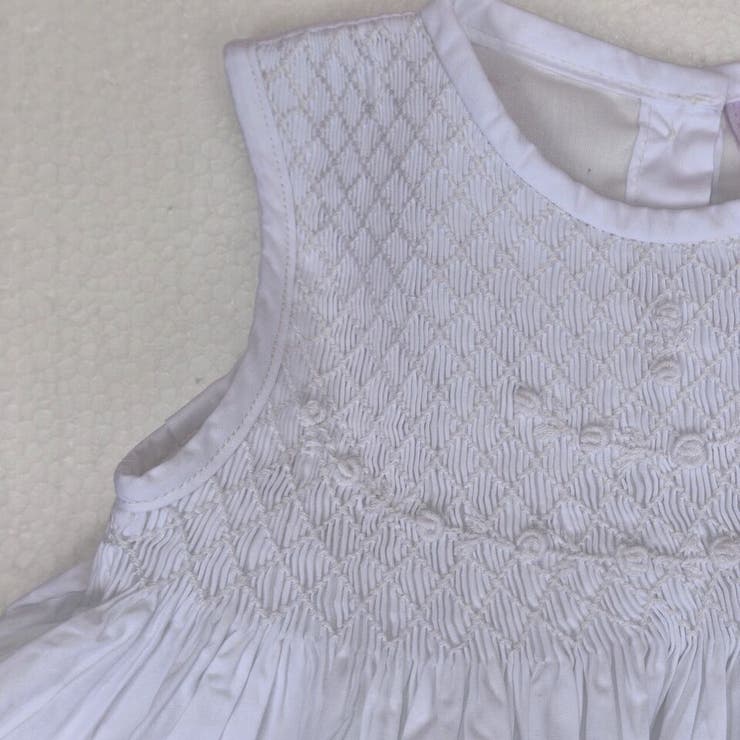 ホワイトクリスチャン スモッキングワンピース ホワイト 品番 Mdrw Mode Robe モードローブ のレディースファッション通販 Shoplist ショップリスト