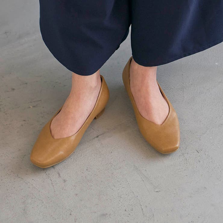 スクエアトゥVカットパンプス | Mode et Jacomo×ing | 詳細画像2 