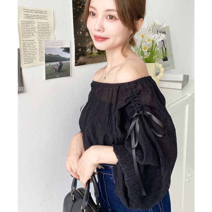 ショルダーシャーリングリボンオフショルブラウス | moment+ | 詳細画像24 