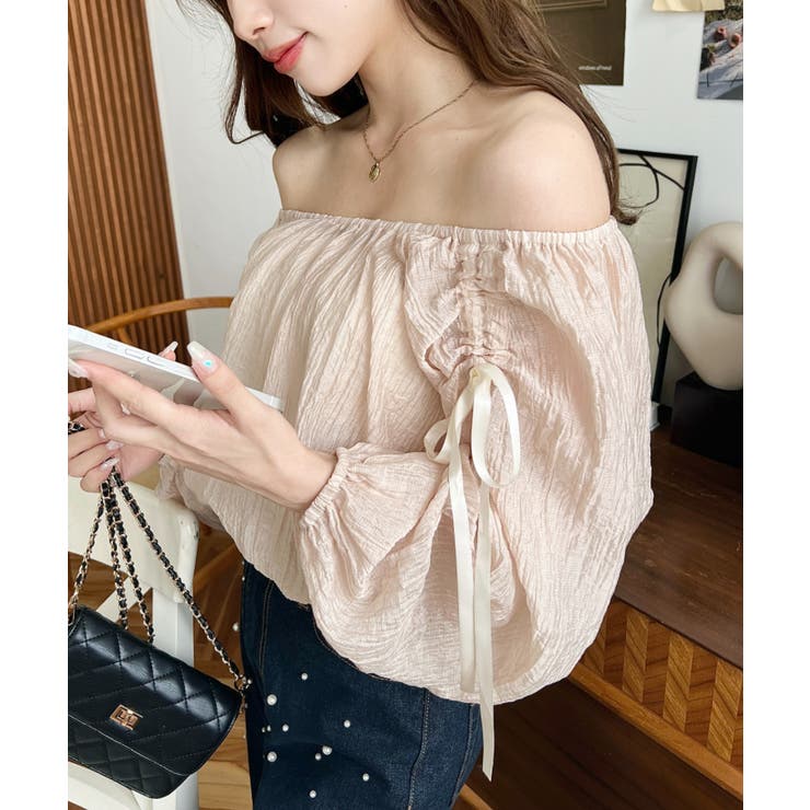 ショルダーシャーリングリボンオフショルブラウス | moment+ | 詳細画像8 