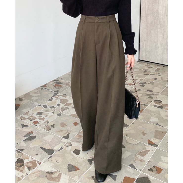 ブラウン | ウールライク起毛ツータックセミワイドパンツ | moment+