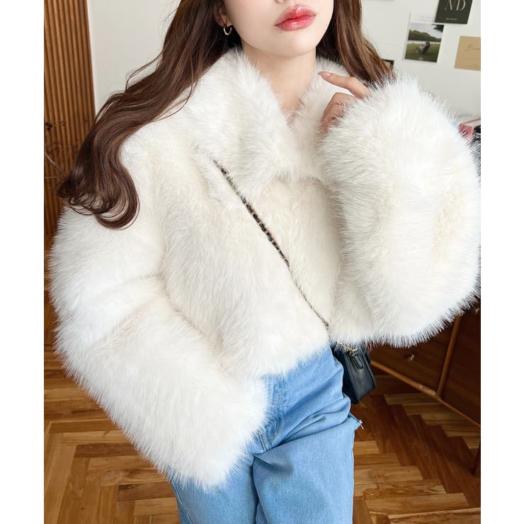 ショート丈ビッグカラーフェイクファーブルゾン | moment+ | 詳細画像3 