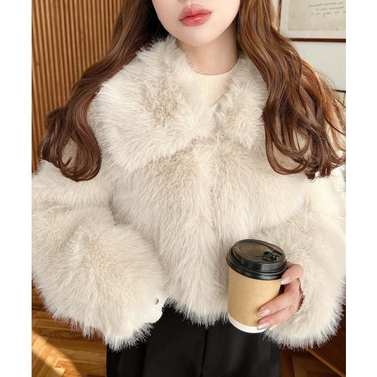 ショート丈ビッグカラーフェイクファーブルゾン[品番：ERMW0003911