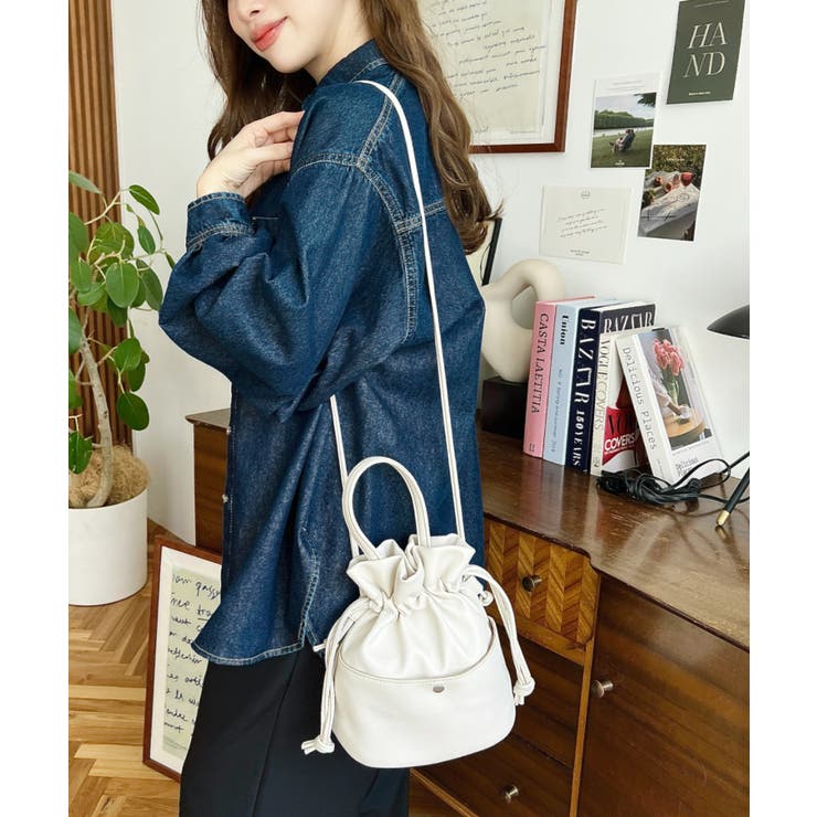 フェイクレザー巾着バッグ | moment+ | 詳細画像3 