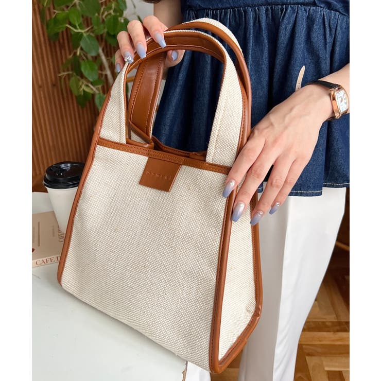 キャンバス ポーチ付き 2WAYスクエアトートバッグ | moment+ | 詳細画像4 