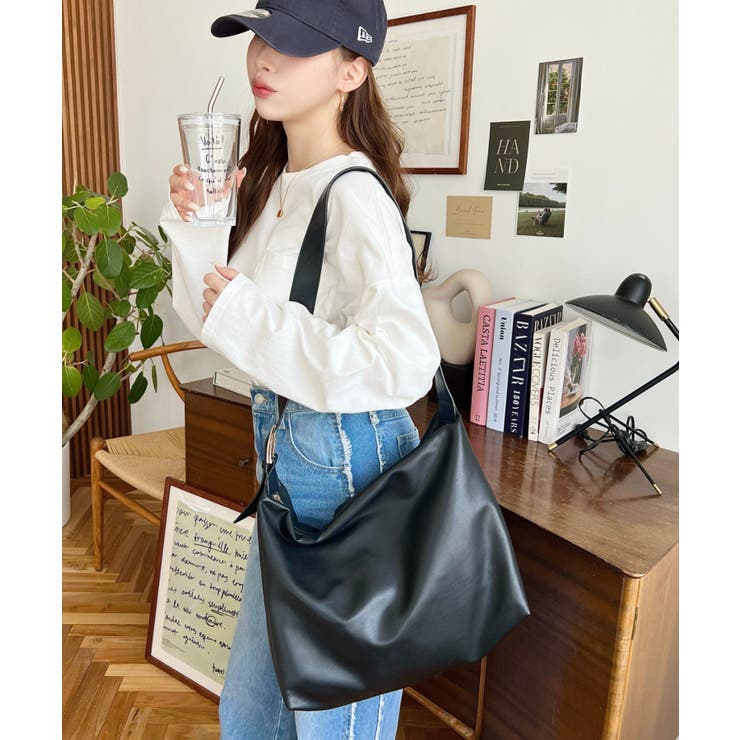 ワイドベルトフェイクレザーショルダーバッグ | moment+ | 詳細画像24 