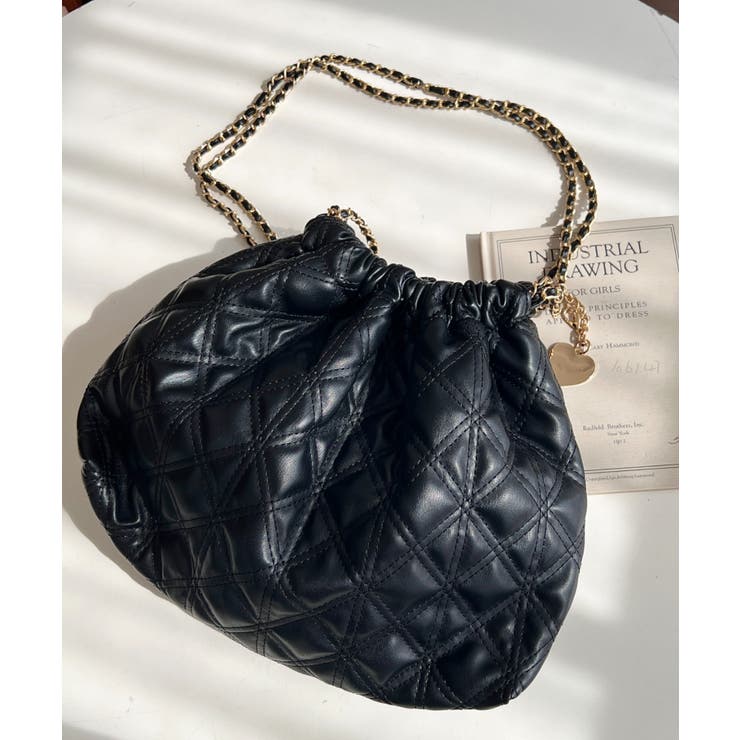 ハートチャームキルティングチェーンショルダーバッグ[品番