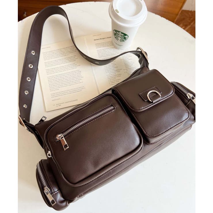 ブラウン | ベルトショルダーマルチポケットハンドバッグ | moment+