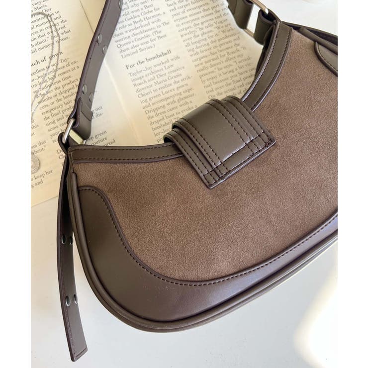 フロントバッグルデザインハーフムーンワンハンドルバッグ | moment+ | 詳細画像11 