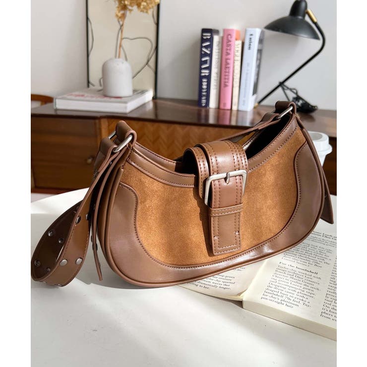 フロントバッグルデザインハーフムーンワンハンドルバッグ | moment+ | 詳細画像16 