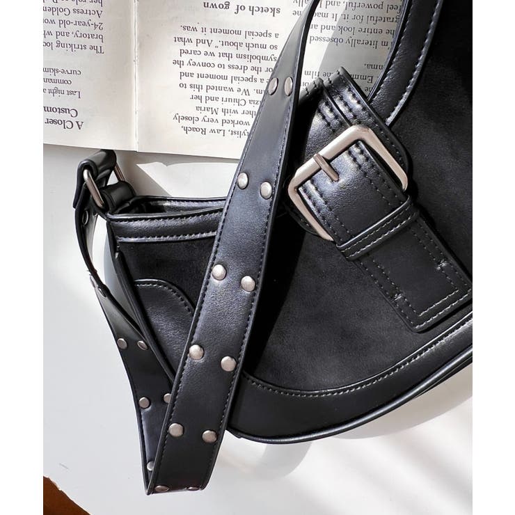 フロントバッグルデザインハーフムーンワンハンドルバッグ | moment+ | 詳細画像3 