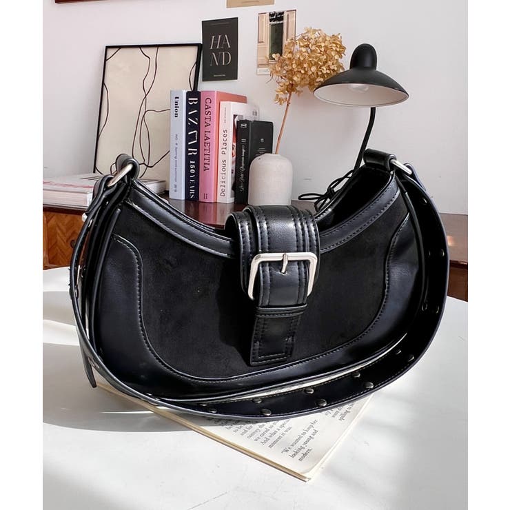 フロントバッグルデザインハーフムーンワンハンドルバッグ | moment+ | 詳細画像4 