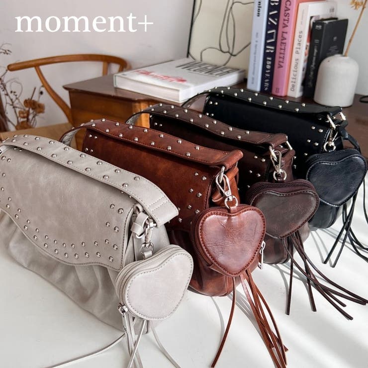 ハートチャーム付きギャザーデザインスタッズバッグ | moment+ | 詳細画像1 