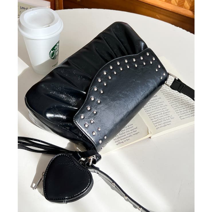 ハートチャーム付きギャザーデザインスタッズバッグ | moment+ | 詳細画像2 