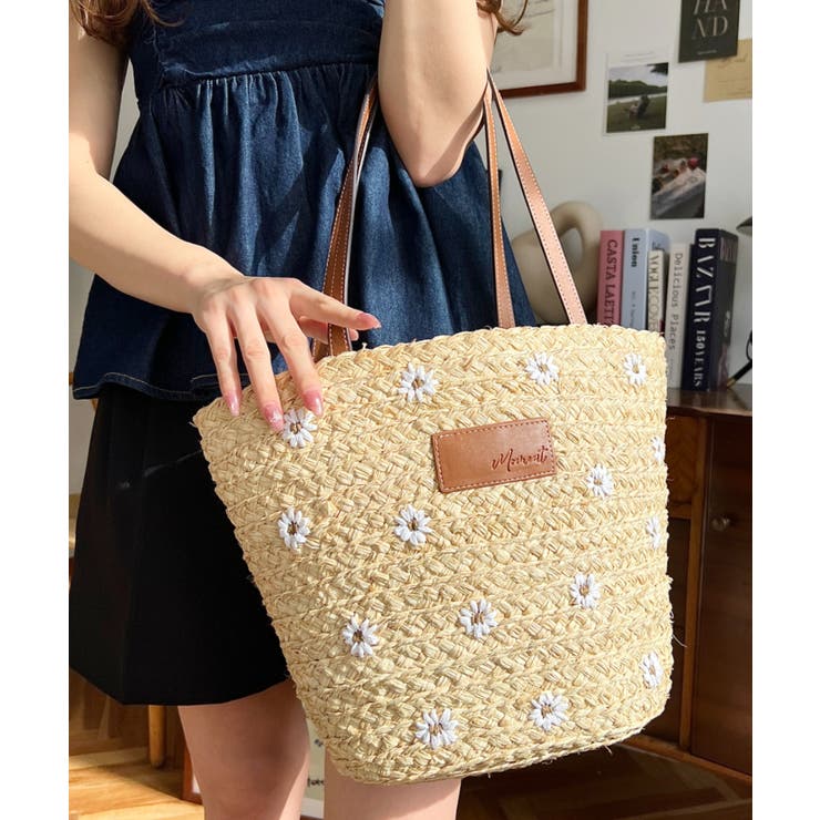 花の刺繍が施されたかごバッグ フラワー刺繍かごバッグ[品番：ERMW0000022]｜moment+