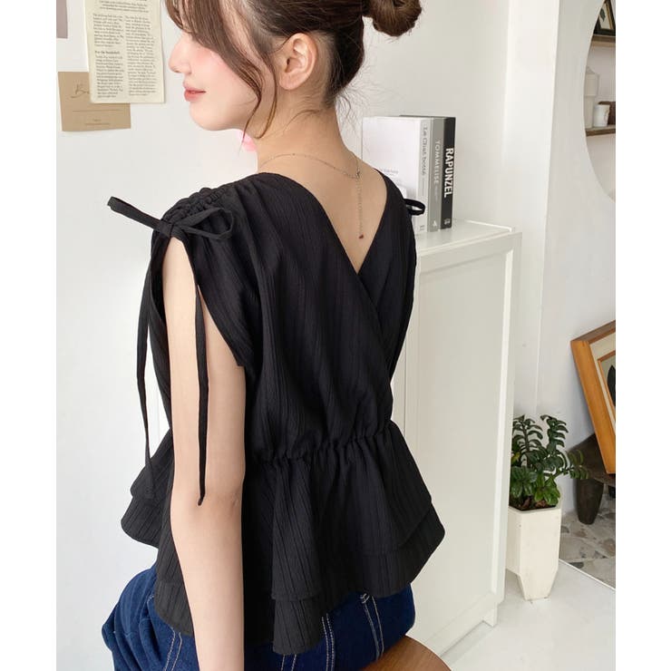 ドビーストライブ前後2WAYショルダーシャーリングリボンペプラムブラウス | moment+ | 詳細画像14 