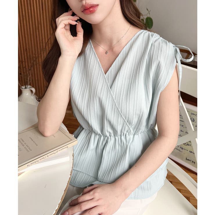 ドビーストライブ前後2WAYショルダーシャーリングリボンペプラムブラウス | moment+ | 詳細画像12 