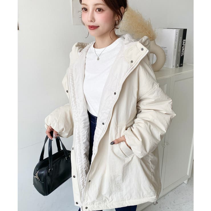 アイボリー | シャカシャカナイロン裏キルトモンスターパーカージャケット | moment+