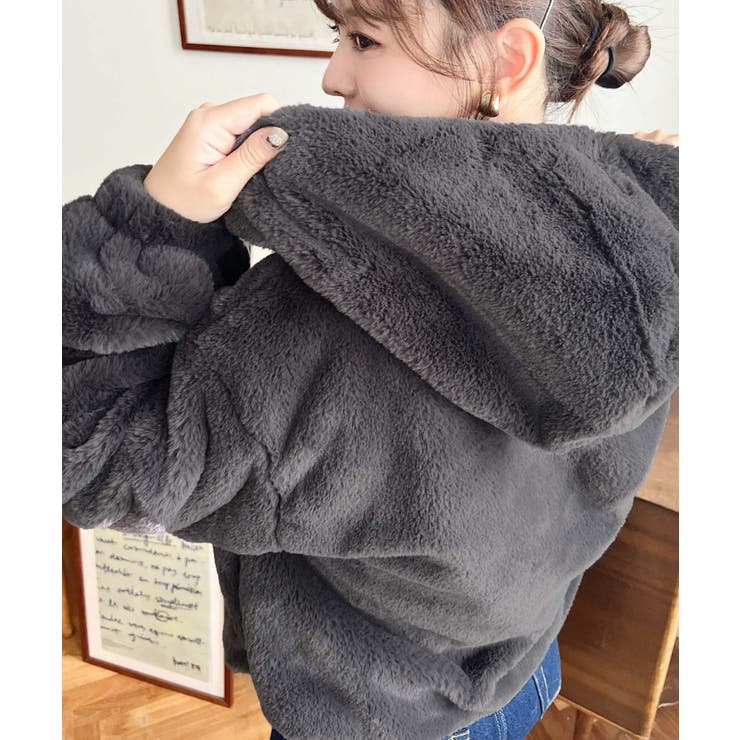 ショート丈ジップパーカーフェイクファーブルゾン[品番:ERMW0004086 ショート丈ジップパーカーフェイクファーブルゾン[品番:ERMW0004086