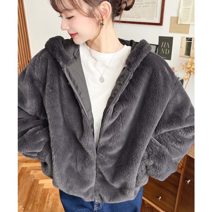 ✨️美品✨️BLACK LABEL ジャンパー　パーカー　ブルゾン　 グレー　M ショート丈ジップパーカーフェイクファーブルゾン[品番：ERMW0004086